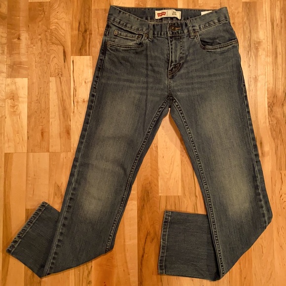 Kid’s Levi’s - Picture 1 of 7
